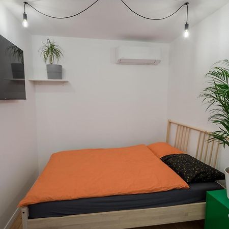 Pomodoro Rooms Загреб Экстерьер фото