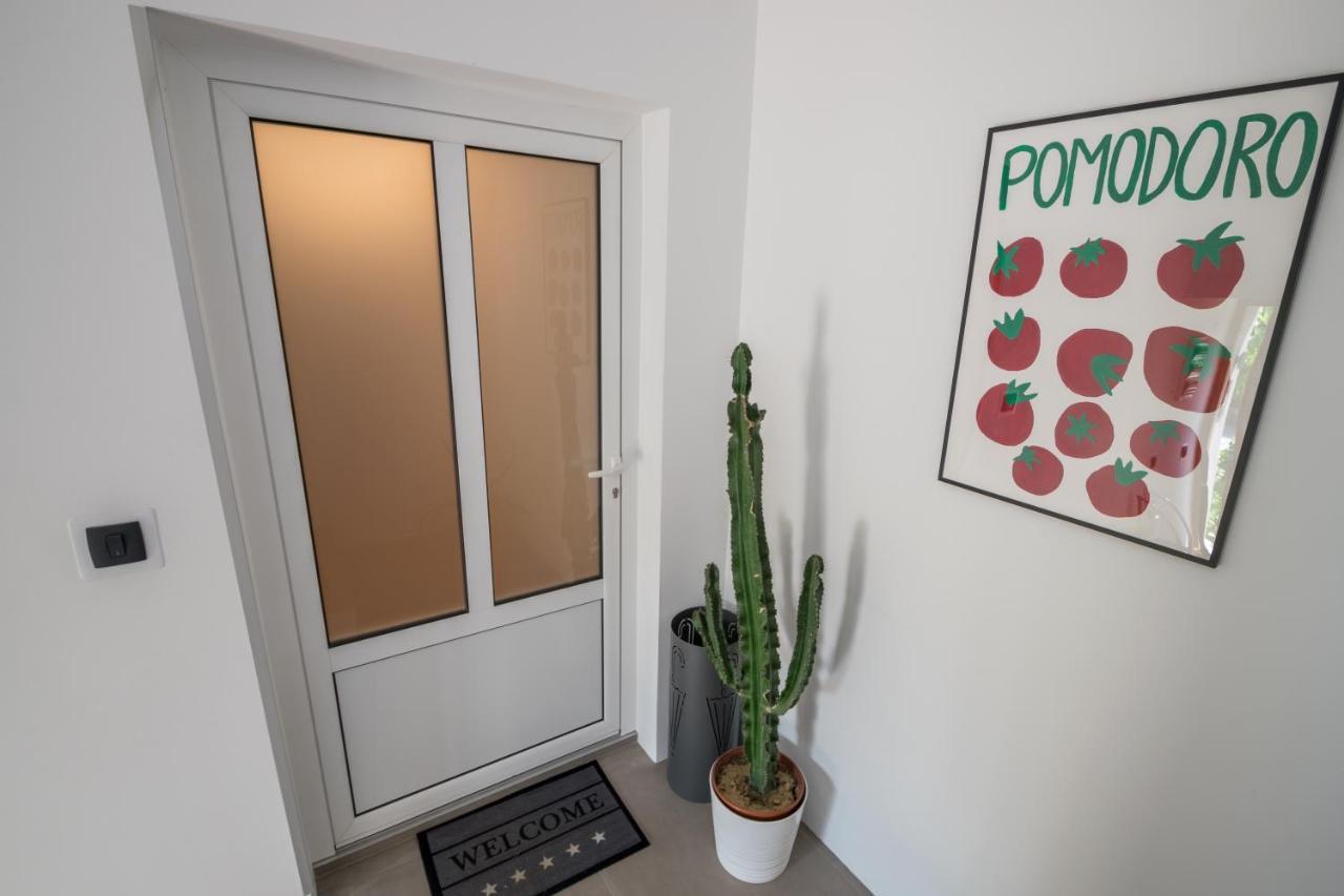 Pomodoro Rooms Загреб Экстерьер фото